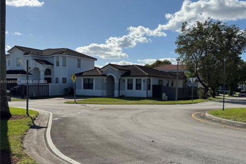 Снять в аренду виллу или дом в Хомстед, Флорида 3 спальни, 149.85м2, № 2004876 - фото 7