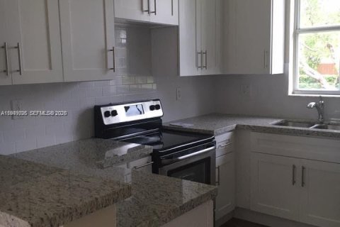 Снять в аренду виллу или дом в Хомстед, Флорида 3 спальни, 149.85м2, № 2004876 - фото 9