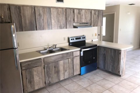 Apartamento en alquiler en Bradenton, Florida, 2 dormitorios, 75.25 m2 № 2198305 - foto 5