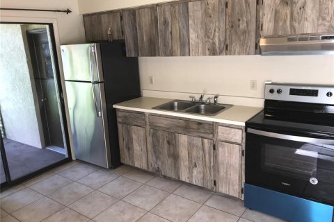 Apartamento en alquiler en Bradenton, Florida, 2 dormitorios, 75.25 m2 № 2198305 - foto 4