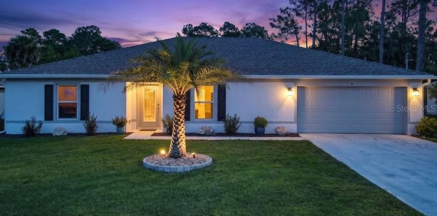 House in Palm Coast, Florida 4 bedrooms, 198.25 sq.m. № 2302540