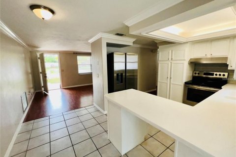 House in Palm Harbor, Florida 2 bedrooms, 100.71 sq.m. № 1900946 - photo 16