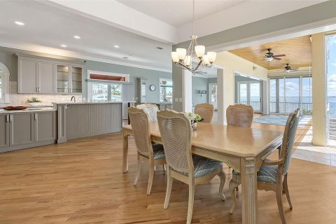 Casa en venta en Longboat Key, Florida, 3 dormitorios, 439.71 m2 № 1813520 - foto 26