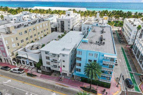 Copropriété à vendre à Miami Beach, Floride: 1 chambre, 57.13 m2 № 1974608 - photo 14