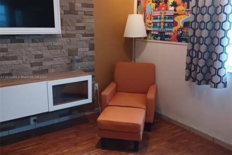 Copropriété à vendre à Miami Beach, Floride: 1 chambre, 57.13 m2 № 1974608 - photo 6