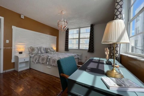 Copropriété à vendre à Miami Beach, Floride: 1 chambre, 57.13 m2 № 1974608 - photo 10