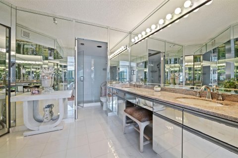 Купить кондоминиум в Авентура, Флорида 3 спальни, 157.38м2, № 1999689 - фото 18