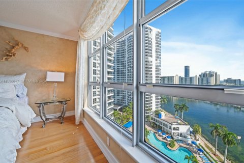 Купить кондоминиум в Авентура, Флорида 3 спальни, 157.38м2, № 1999689 - фото 15