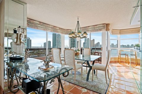 Купить кондоминиум в Авентура, Флорида 3 спальни, 157.38м2, № 1999689 - фото 6