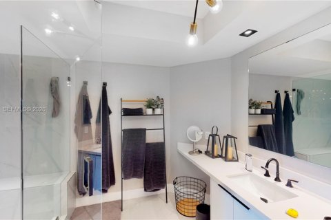 Copropriété à vendre à Aventura, Floride: 3 chambres, 170.94 m2 № 2050524 - photo 11