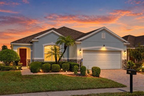 Casa en Davenport, Florida 5 dormitorios, 175.96 m2 № 2418649