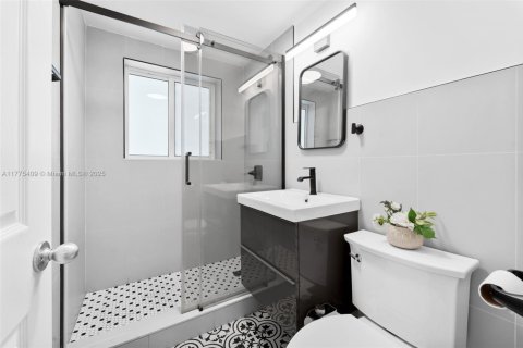 House in Fort Lauderdale, Florida 3 bedrooms, 146.04 sq.m. № 1964183 - photo 19