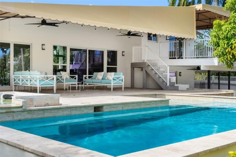 House in Fort Lauderdale, Florida 3 bedrooms, 146.04 sq.m. № 1964183 - photo 23