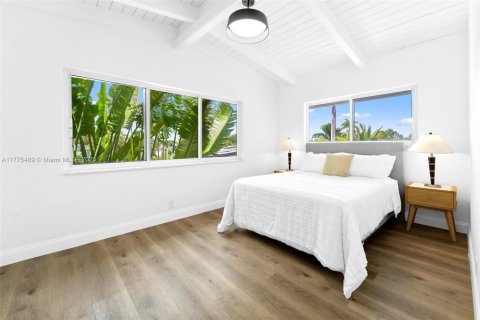 House in Fort Lauderdale, Florida 3 bedrooms, 146.04 sq.m. № 1964183 - photo 14