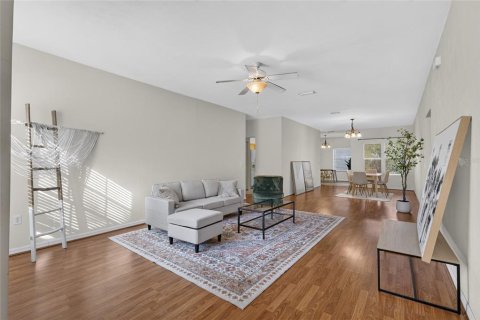 House in Gainesville, Florida 4 bedrooms, 208.66 sq.m. № 2092163 - photo 9