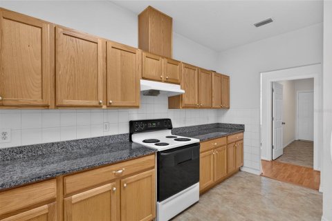 House in Gainesville, Florida 4 bedrooms, 208.66 sq.m. № 2092163 - photo 26