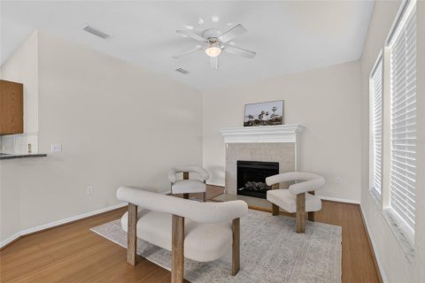House in Gainesville, Florida 4 bedrooms, 208.66 sq.m. № 2092163 - photo 22
