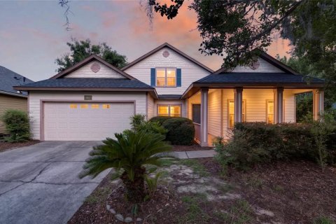 House in Gainesville, Florida 4 bedrooms, 208.66 sq.m. № 2092163