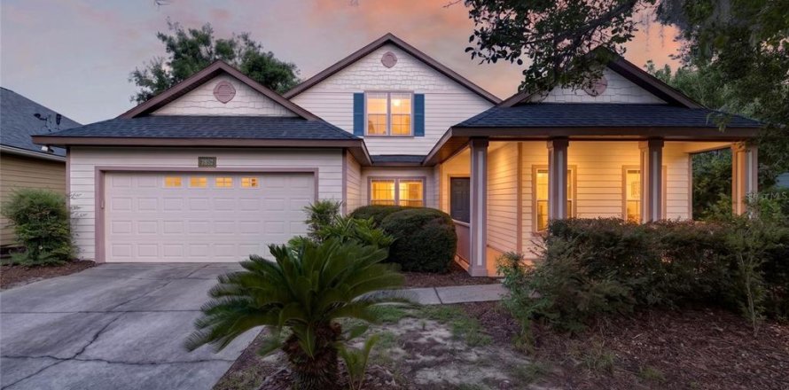 House in Gainesville, Florida 4 bedrooms, 208.66 sq.m. № 2092163