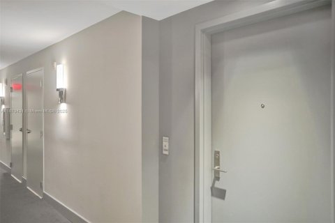 Copropriété à vendre à Sunny Isles Beach, Floride: 2 chambres, 143.16 m2 № 1979476 - photo 2