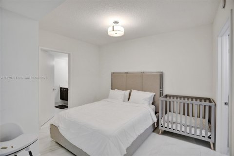 Copropriété à vendre à Sunny Isles Beach, Floride: 2 chambres, 143.16 m2 № 1979476 - photo 6