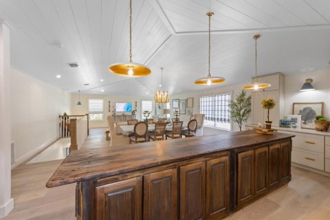 Casa en venta en Holmes Beach, Florida, 3 dormitorios, 180.04 m2 № 1910235 - foto 14