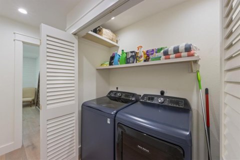 Casa en venta en Holmes Beach, Florida, 3 dormitorios, 180.04 m2 № 1910235 - foto 27