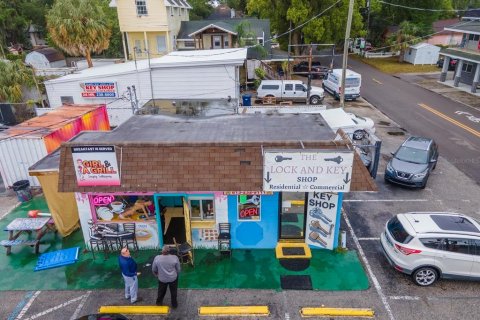 Commercial property in Tampa, Florida № 1648507 - photo 28