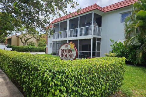 Copropriété à louer à Deerfield Beach, Floride: 2 chambres, 89.19 m2 № 1223651 - photo 1
