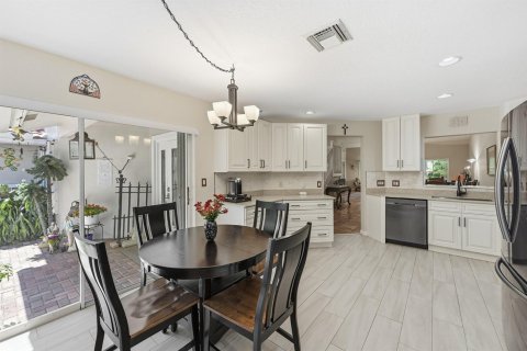 Touwnhouse à vendre à Pompano Beach, Floride: 4 chambres, 211.63 m2 № 2087835 - photo 3