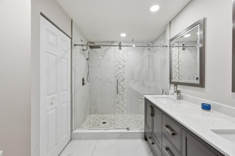 Touwnhouse à vendre à Pompano Beach, Floride: 4 chambres, 211.63 m2 № 2087835 - photo 11