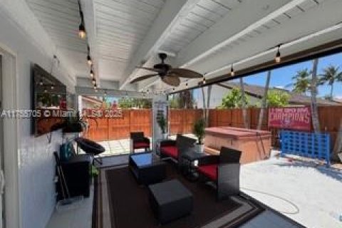 Casa en venta en Lauderhill, Florida, 3 dormitorios, 198.35 m2 № 1804408 - foto 23