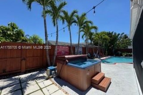 Casa en venta en Lauderhill, Florida, 3 dormitorios, 198.35 m2 № 1804408 - foto 17