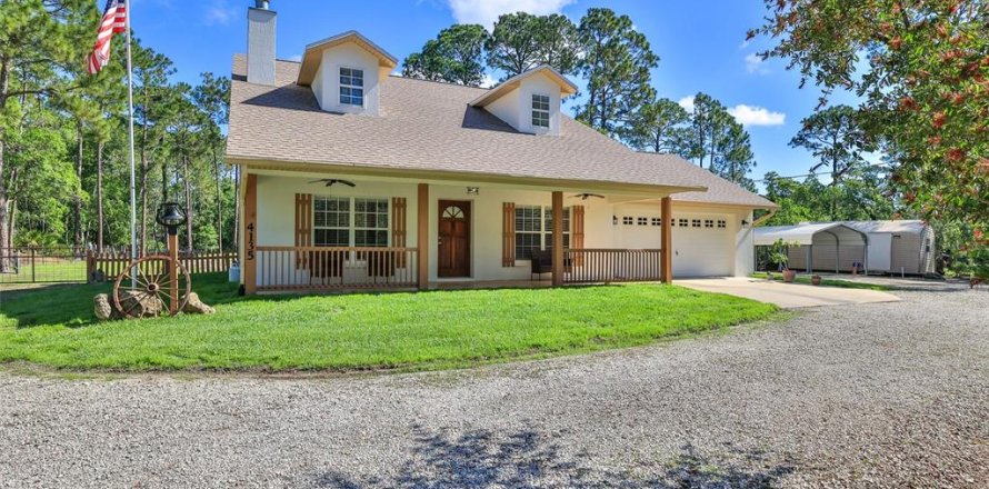 House in New Smyrna Beach, Florida 4 bedrooms, 237.27 sq.m. № 2213019