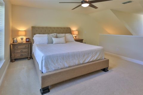House in New Smyrna Beach, Florida 4 bedrooms, 237.27 sq.m. № 2213019 - photo 27