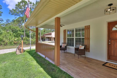 House in New Smyrna Beach, Florida 4 bedrooms, 237.27 sq.m. № 2213019 - photo 8