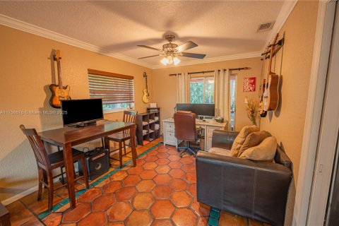 House in Plantation, Florida 3 bedrooms, 159.42 sq.m. № 1503296 - photo 30