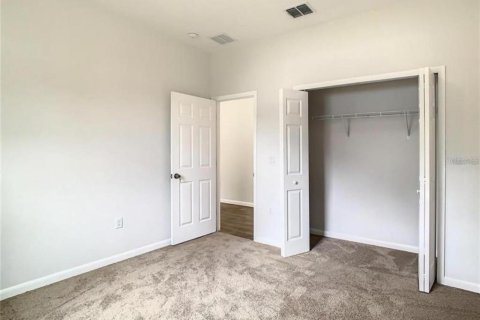 Villa ou maison à louer à Ocala, Floride: 4 chambres, 152.36 m2 № 2102805 - photo 9