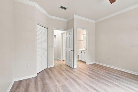 Condo in Palm Harbor, Florida, 2 bedrooms  № 2339252 - photo 27