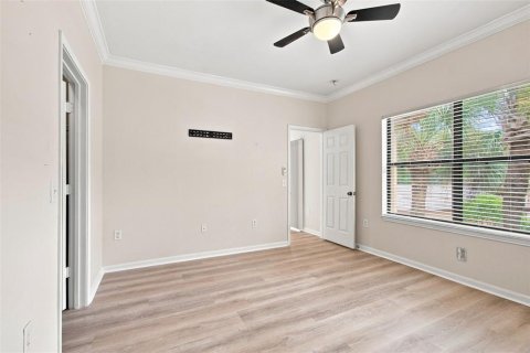 Condo in Palm Harbor, Florida, 2 bedrooms  № 2339252 - photo 17