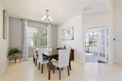 House in Sanford, Florida 3 bedrooms, 188.5 sq.m. № 1911550 - photo 6