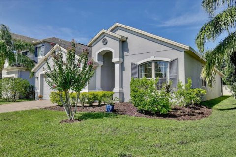 House in Sanford, Florida 3 bedrooms, 188.5 sq.m. № 1911550 - photo 1