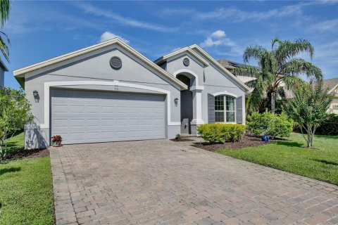 House in Sanford, Florida 3 bedrooms, 188.5 sq.m. № 1911550 - photo 3