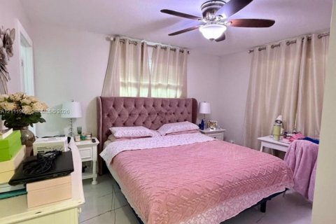 Villa ou maison à vendre à Davie, Floride: 3 chambres, 120.77 m2 № 2431382 - photo 17
