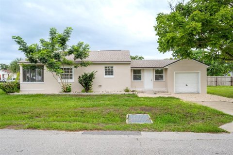 Villa ou maison à vendre à Saint Petersburg, Floride: 2 chambres, 97.36 m2 № 1826659 - photo 4