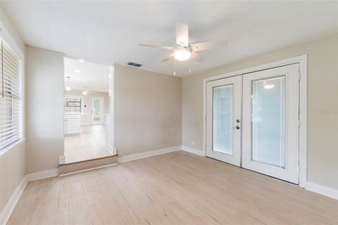 Villa ou maison à vendre à Saint Petersburg, Floride: 2 chambres, 97.36 m2 № 1826659 - photo 29