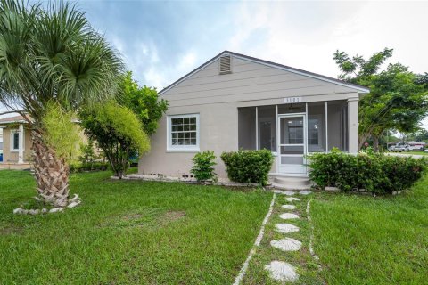 Villa ou maison à vendre à Saint Petersburg, Floride: 2 chambres, 97.36 m2 № 1826659 - photo 8