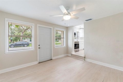 Villa ou maison à vendre à Saint Petersburg, Floride: 2 chambres, 97.36 m2 № 1826659 - photo 28