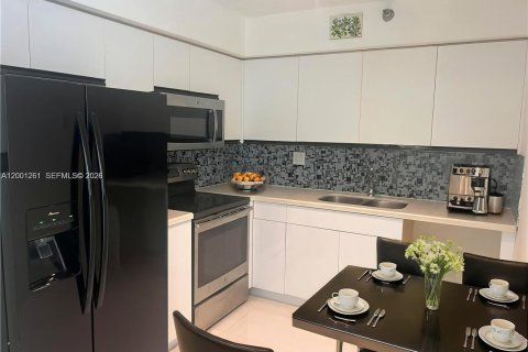 Купить кондоминиум в Авентура, Флорида 2 спальни, 109.72м2, № 2065800 - фото 5