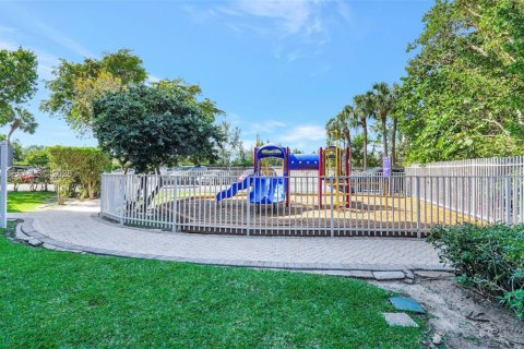 Купить кондоминиум в Авентура, Флорида 2 спальни, 109.72м2, № 2065800 - фото 27